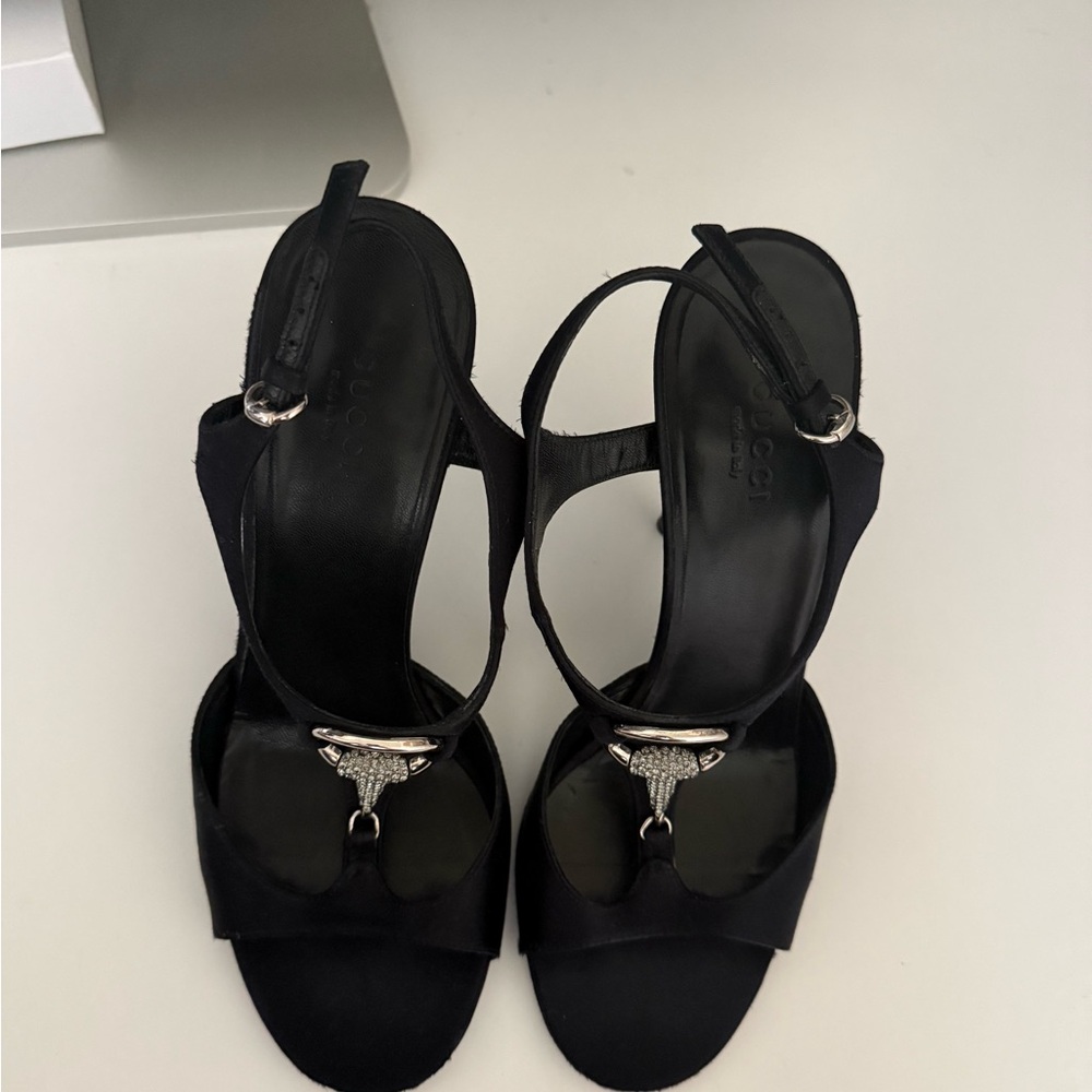 Gucci  Horse Bridle Jeweled silk and leather Strappy Heels 37 size